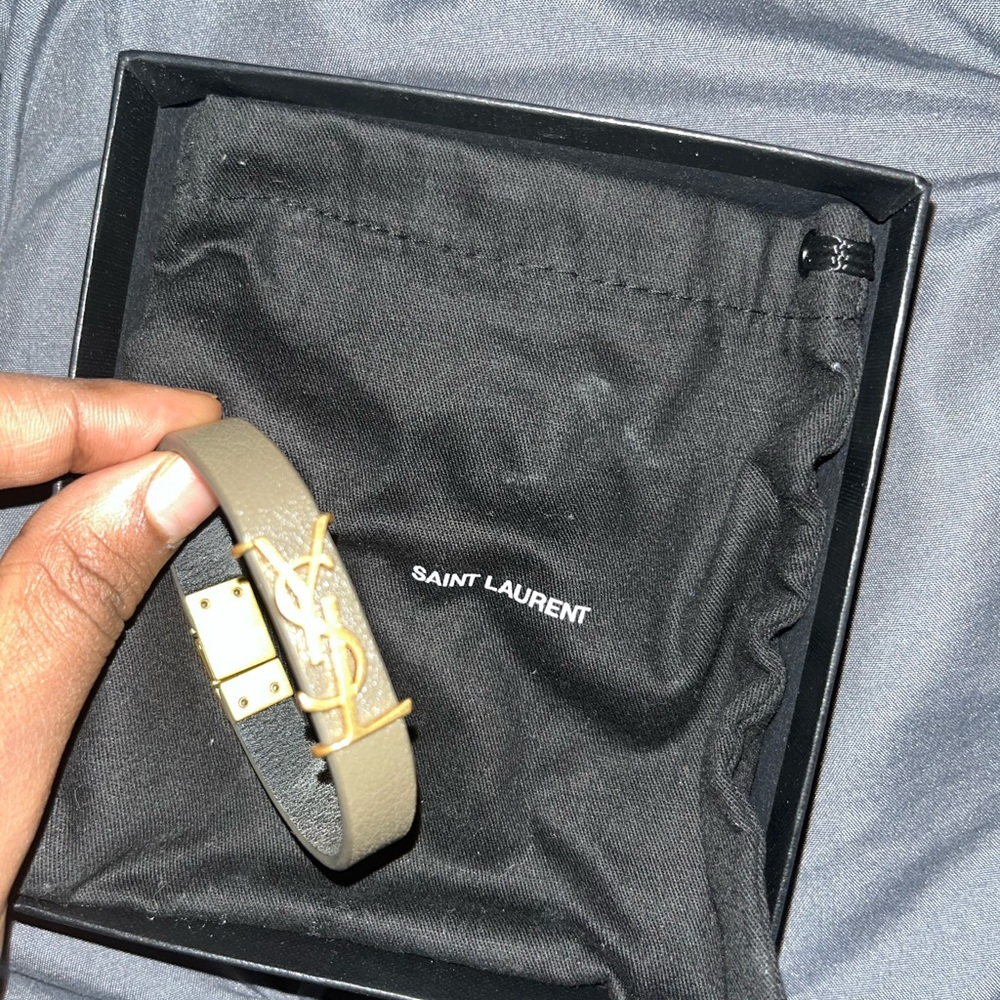 Saint Laurent Women’s Olive Leather Bracelet Bk
